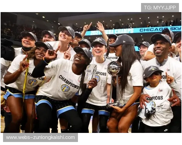 芝加哥天空队安吉拉·里斯公开要求交易队友并质疑球队建设